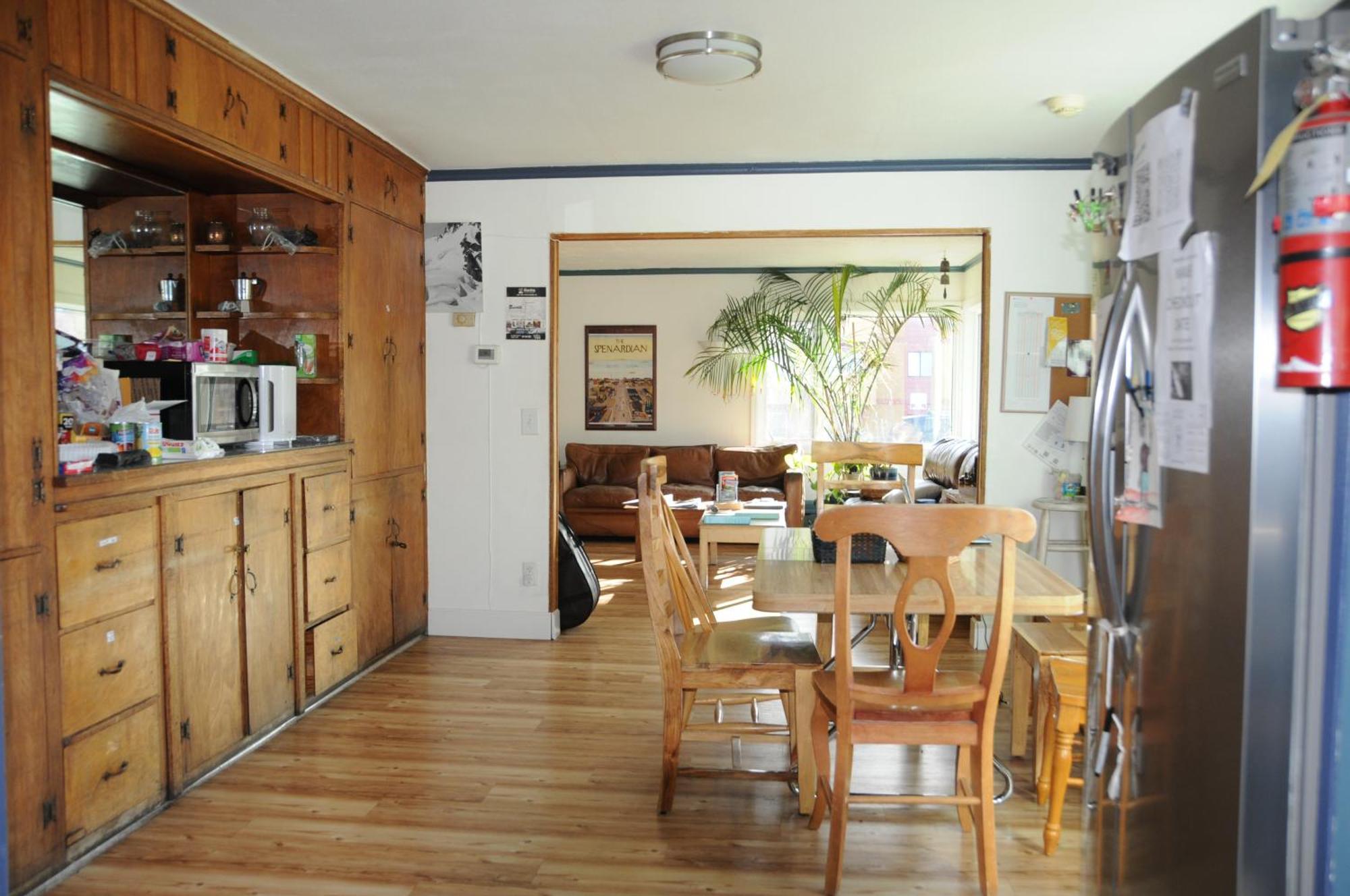 Base Camp Anchorage Hostel מראה חיצוני תמונה